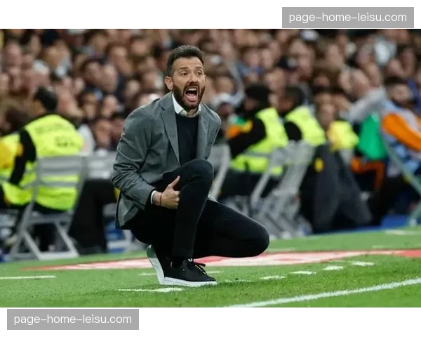 瓦伦西亚防线人员变动大，科贝兰需倚重青年球员渡难关。